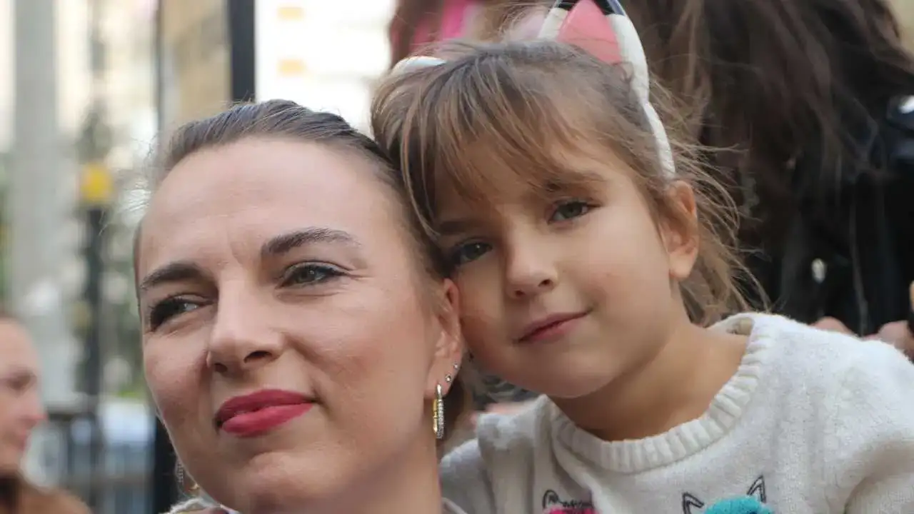 Aşkla Geldiği Adana’da Kültür Köprüsü Kurdu: Bir İlke İmza Attı! 4